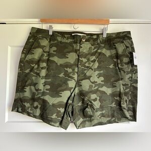 Old Navy High-Waisted Camo Everyday Shorts for Women - 5-inch inseam